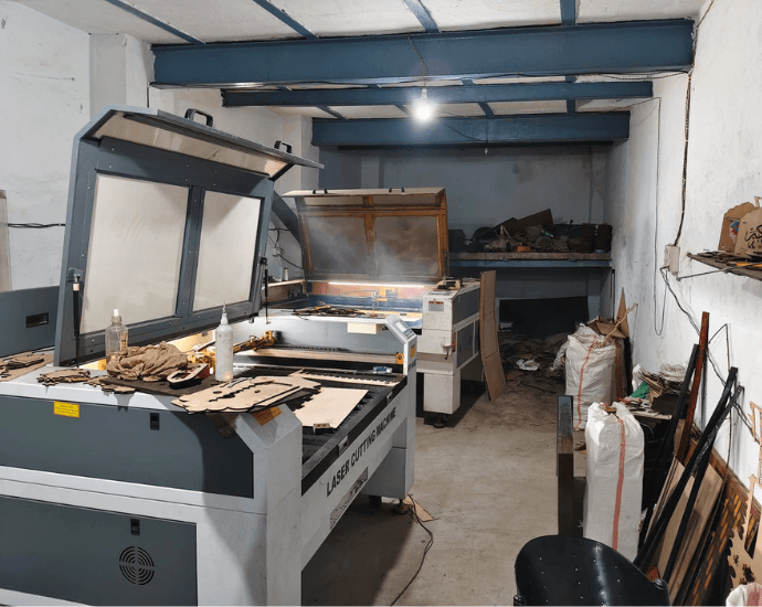 woodenmanzil factory with machine